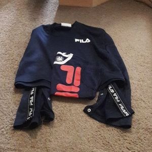 ❤ 2 Filas Tops - Sweater Crop Top and Sleeveless Top